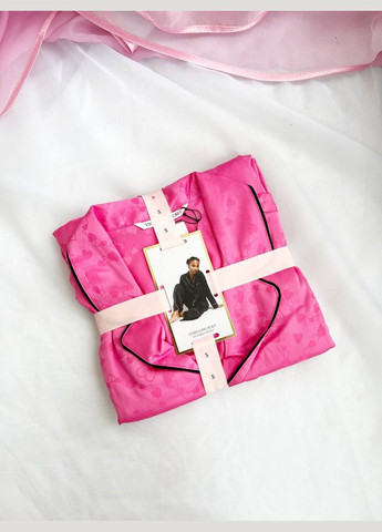Фуксинова (колору Фукія) всесезон піжама жіноча satin long pajama set сатинова в сердечка фуксія сорочка + брюки Victoria's Secret