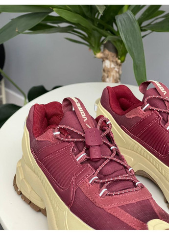 Кросівки жіночі Nike Zoom Vomero Roam Team Red | Найк Еір Зум Вомеро Роам червоні No Brand червоні демісезони (361081626)