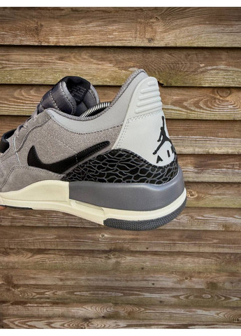 Сірі Осінні чоловічі кросівки No Brand