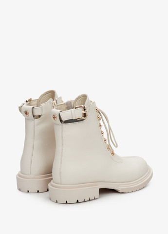 Черевики, колір молочний Estro (325814960)
