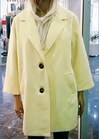 Желтое демисезонное Шикарное пальто женское owersize оверсайз QUARTETTO