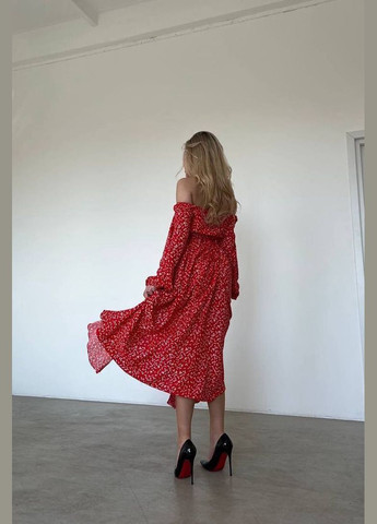 Червона кежуал легка сукня з цікавим принтом з пишною спідницею Adelante з квітковим принтом