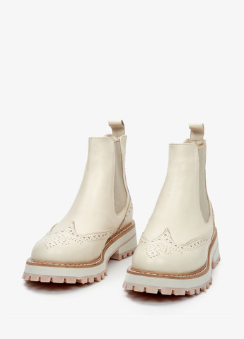 Осенние челси, цвет молочный Estro