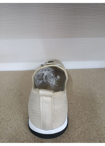 Бежевые кроссовки Kula