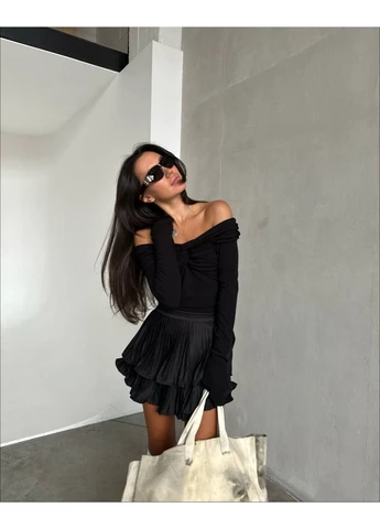 Черная женская легкая юбка мини Fashion