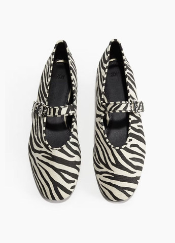 H&M Туфлі чорно-білий з текстиль, швеція — демісезон (327842444)