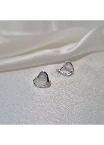 Серебряные серьги Сердце с Перламутром серебро 925 пробы Родированное 6665р 3.57г No Brand (352758922)