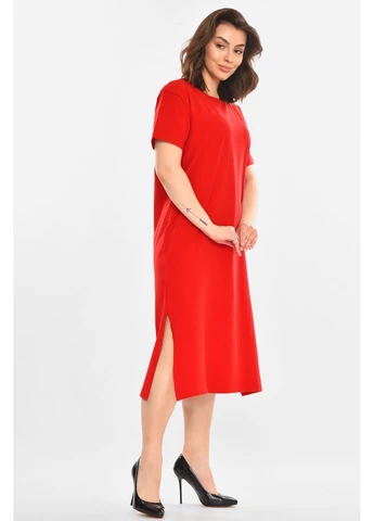 Красное джинсовое платье женское красного цвета с баской Let's Shop однотонное