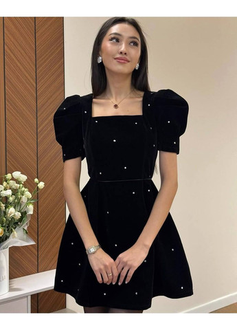 Черное праздничный стильное женское платье из бархата со стразами No Brand