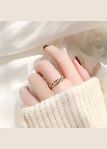 Кольцо из медицинской стали RDS-8700-07 с фианитовой дорожкой (Размер 7 США (наш )) Spikes (333698618)