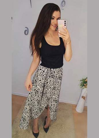 Костюм жіночий 2-ка, топ з вирізом і спідниця на запах, з поясом в комплекті No Brand (341537923)