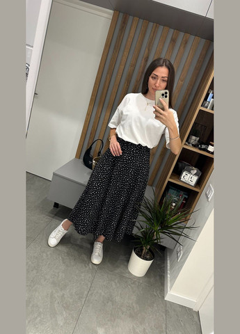 Черная кэжуал однотонная юбка clar штапель EVVA