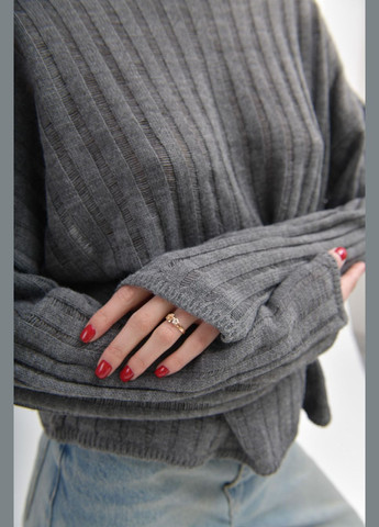 Серый демисезонный свитер Carica