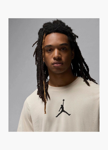 Бежевая футболка мужская jumpman beige cw5190-203 Air Jordan