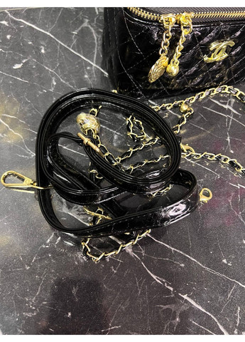 Женская сумка трендовая бочонок лаковый No Brand (369136129)