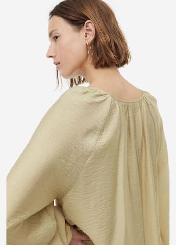 Зеленое кэжуал платье а силуэта H&M однотонное