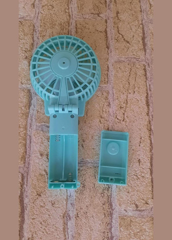 Портативный ручной вентилятор TOYS на бирюзовых батарейках. No Brand (302517933)