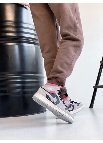 Серые демисезонные кроссовки мужские nike air jordan 1 retro grey crimson найк аир джордан No Brand