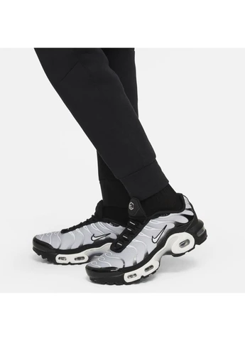 Черные брюки Nike