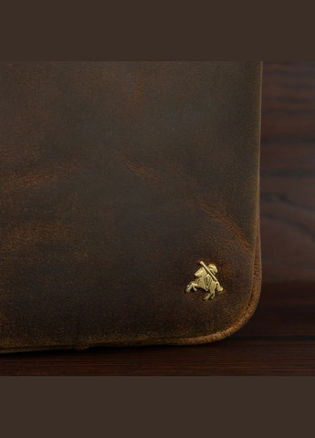 Коричнева шкіряна сумка-слінг маленького розміру S42 Oil Tan Visconti (303830025)