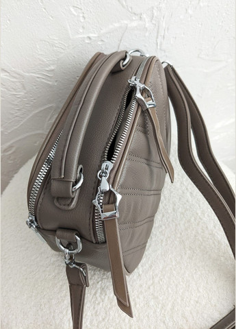 Акуратна і функціональна жінача кросбоді сумка InFashion Сумка (315837819)