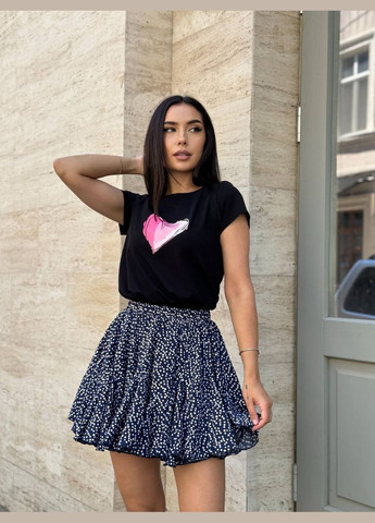 Жіноча футболка з принтом Fashion - (323441213)