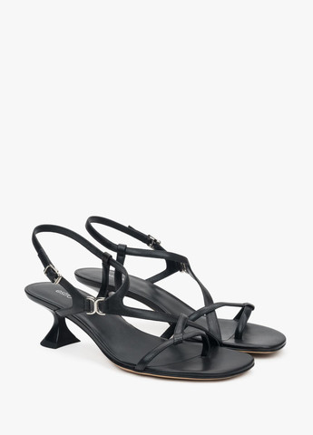 Черные босоножки, цвет черный Estro
