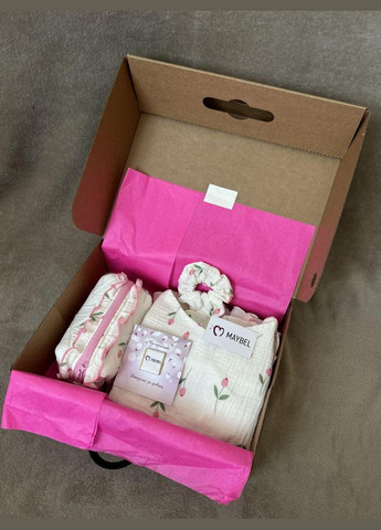 Подарочный набор муслиновая пижама майка и шорты, халат, косметичка и резинка для волос Тюльпан Maybel (322932256)