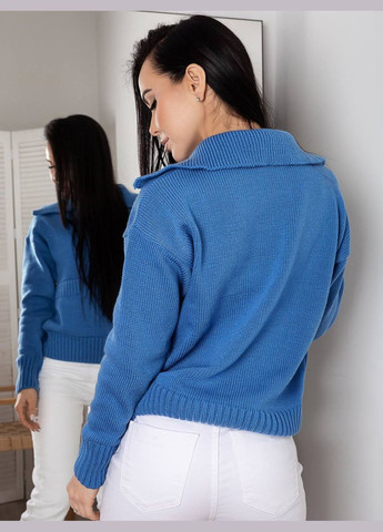 Жіночий светр із двома кишенями блакитного кольору 396898 New Trend (285710988)