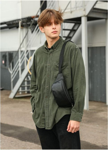 Сумка на пояс бананка кожаная Tirso PSO черный (R-81119001m-VS) Sambag (302450250)