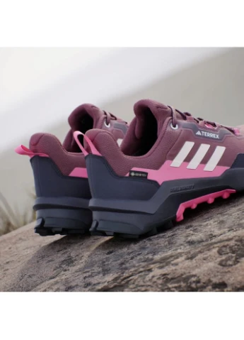 Кросівки Terrex Ax4 Gore-Tex Hiking Shoes Bordo IH3520 adidas бордові демісезони (398078039)