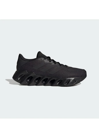 Черные демисезонные кроссовки switch run m black if5718 adidas