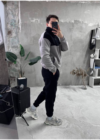 Світло-сірий демісезонний флісовий чоловічий костюм брючний Adelante