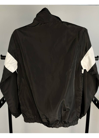 Черная крутая легкая ветровка в ретро стиле черная с надписью supreme sc30013 No Brand