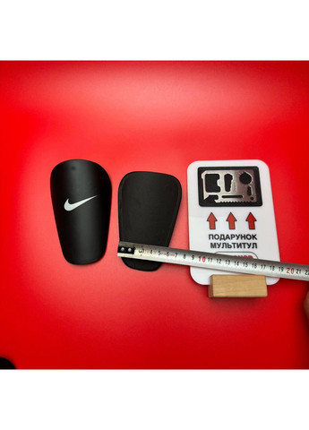 Универсальные Щитки футбольные Юниорские Пластик / защита под гетры Найк для футбола Найки для детей и взрослых Мини No Brand (365062205)