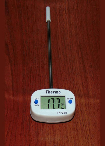 Термометр поворотний цифровий зі щупом ТА-288 No Brand (302673518)