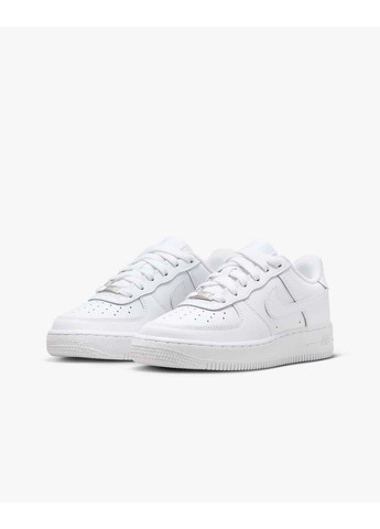 Белые демисезонные кроссовки женские air force 1 le gs Nike