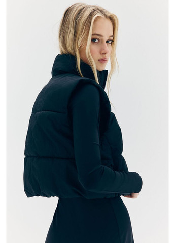Стеганний жилет H&M (368913671)