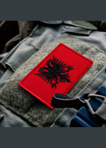 Набор шевронов 2 шт. на липучке Флаг Албании, вышитый патч нашивка 5х8 см IDEIA (275869361)