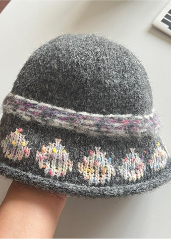 Жіночий Зимовий Капелюх В'язаний Теплий Стильний Головний Убір для Жінок з Ретро Орнаментом Шапка на Зиму 2025 No Brand в'язана шапка панама (367727362)