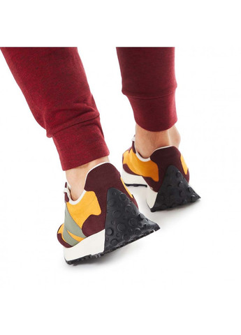 Коричневі Осінні чоловічі кросівки 327 коричневий New Balance