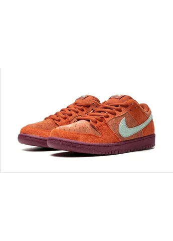 Червоні кросівки sb dunk low pro prm red dv5429-601 Nike