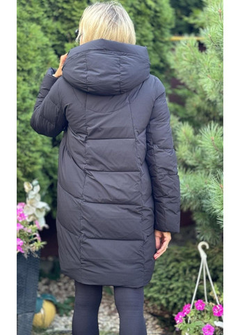 Чорна зимня жіноча куртка 3359 чорна Towmy