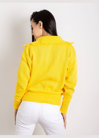 Женский свитер с двумя карманами желтого цвета р.42/46 405081 New Trend (285711024)