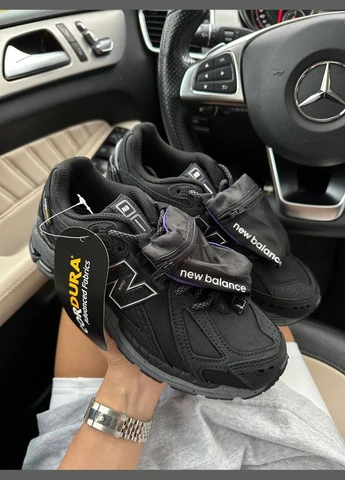 Чорні всесезонні чорні осінні кросівки new balance 1906r cordura pocket black No Brand 1906R Cordura Pocket Black