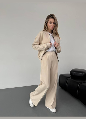 Весенний женский костюм Бежевый No Brand (326842531)