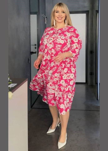 Розовое женское платье из софта цвет малина р.52/56 453272 New Trend