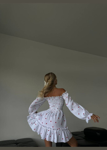 Білий коктейльна, повсякденний, кежуал, джинсова, вечірня сукня жіноча з відкритими плечима Україна сердечка