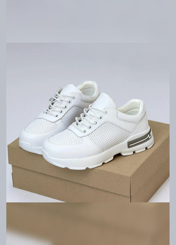 Женские спортивные кроссовки белые натуральная кожа композитная с перформацией Viki кросівки белые (322221955)