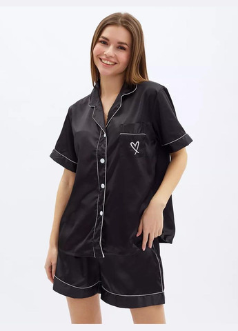 Черная всесезон женская атласная пижама свободного кроя с принтом домашний летний пижамный комплект на пуговицах с сердечком рубашка + шорты рубашка + шорты Cindylove